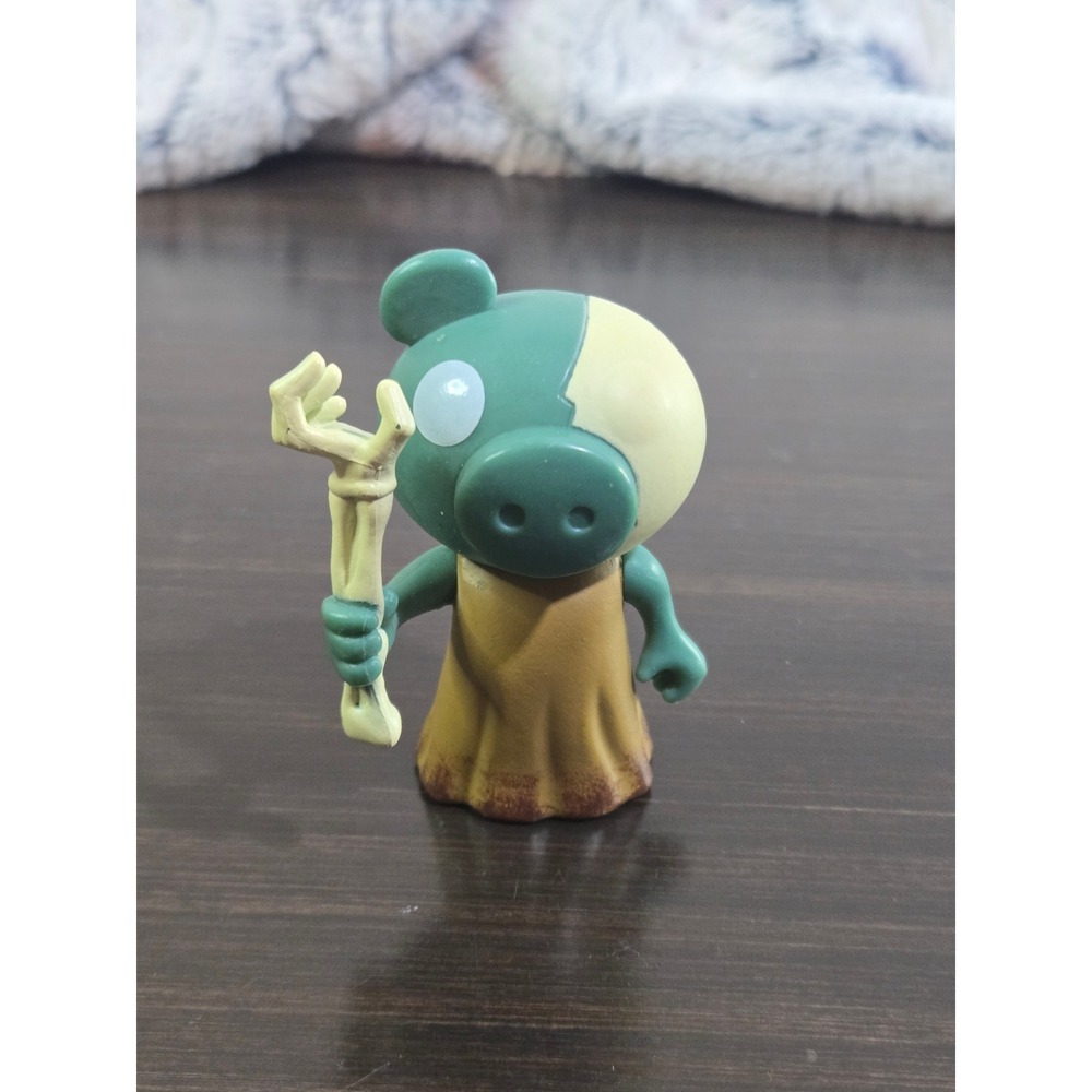 Roblox Piggy Figure Bone Weapon Mini Toy Game Character